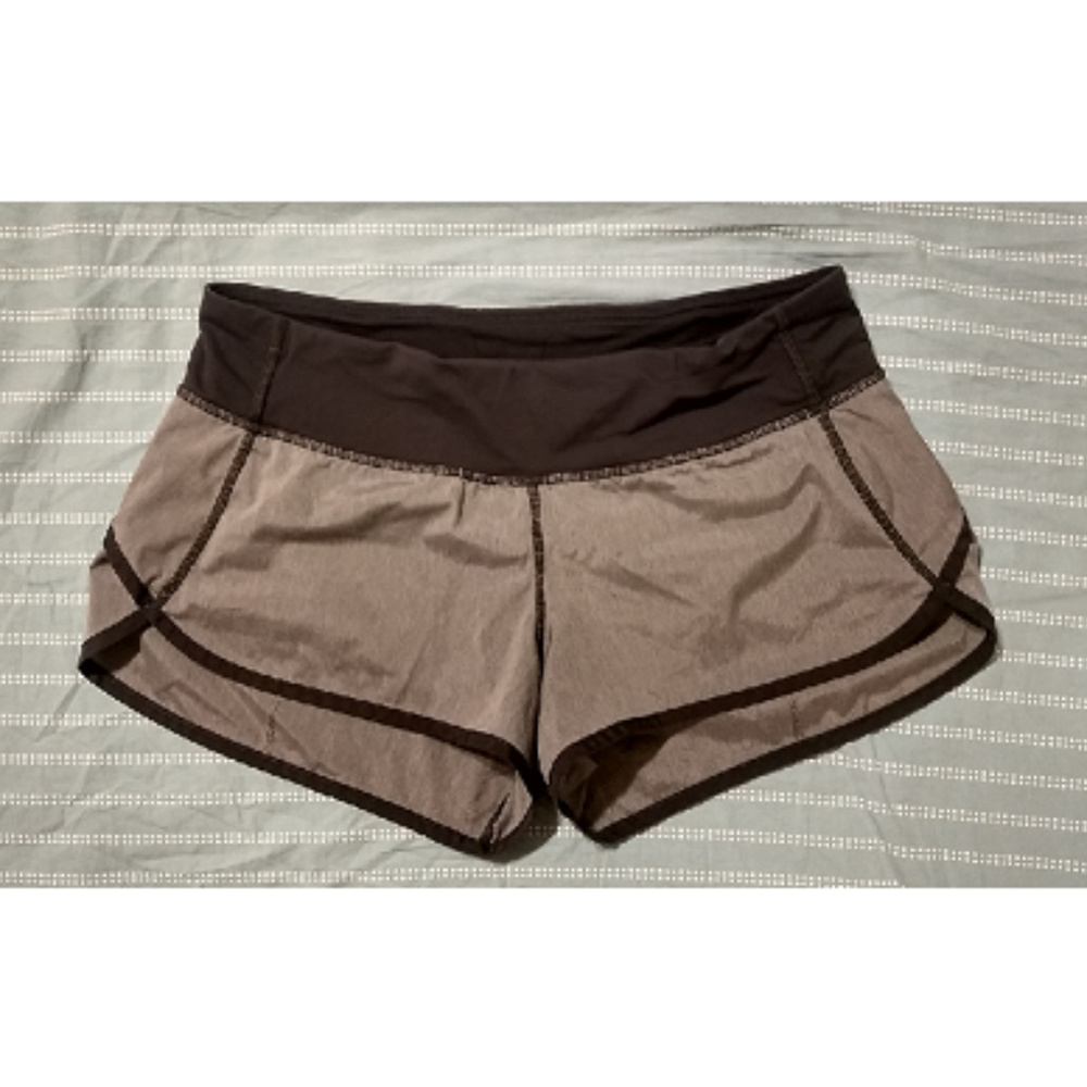Cute Gray Lululemon Speed Shorts - Size 6